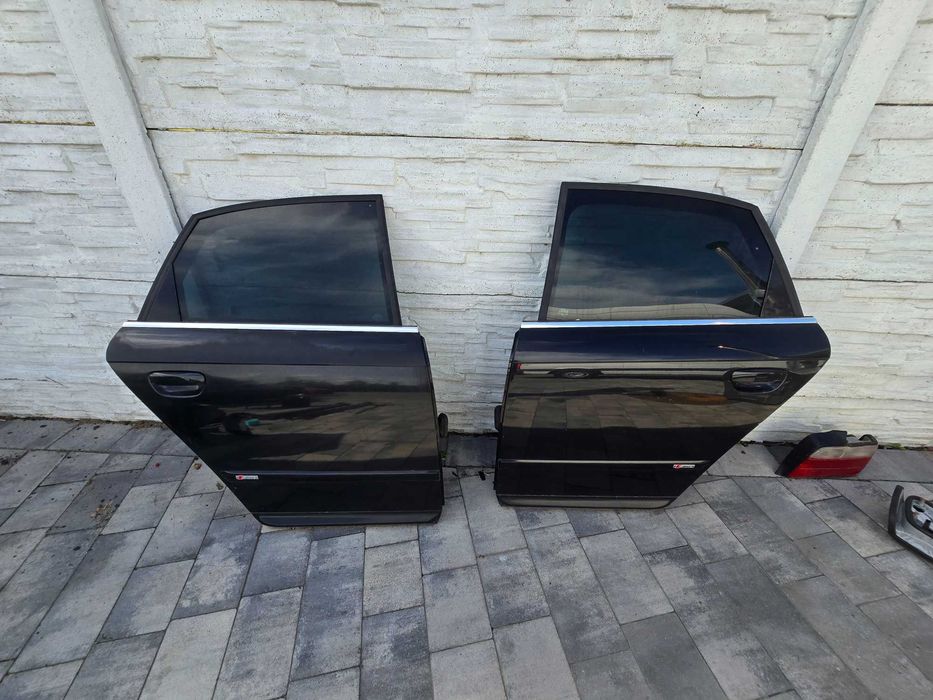 drzwi lewy tył progi s line  a4 b7 fotele sportowe listwy drzwi