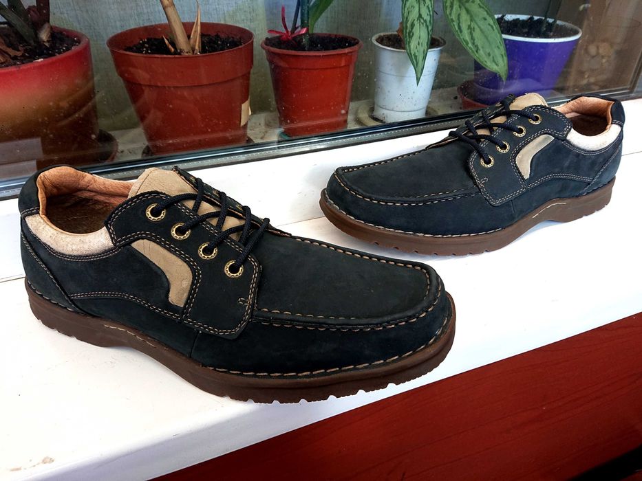 Удобные и легкие  кожаные мокасины "Clarks" . Оригинал,  44 р.