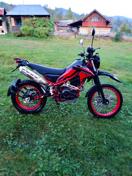 Spark Tracker 250 майже новий