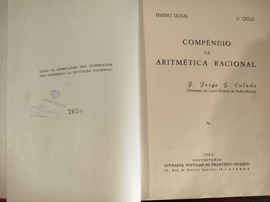 Manuais Escolares Antigos