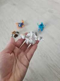 Bakugan Howlkor wraz z kartą