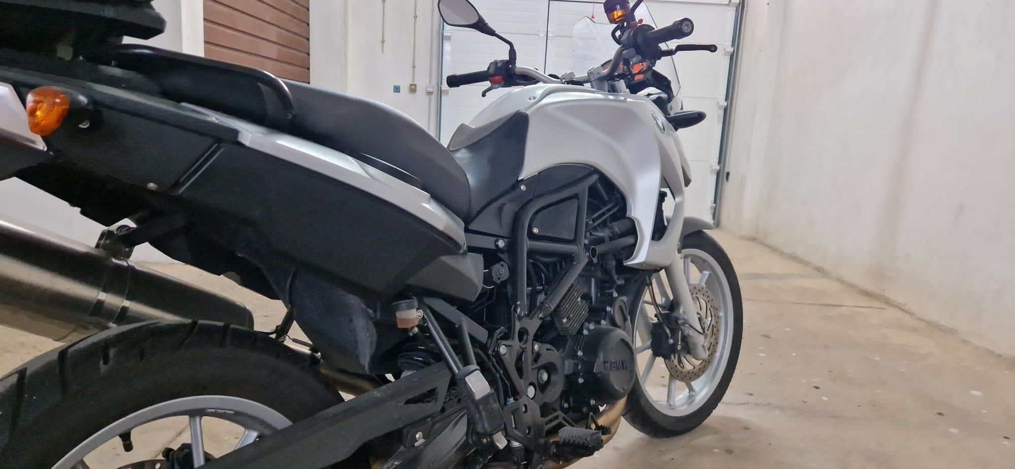 Vende-se Bmw 650 Gs motor 800cc