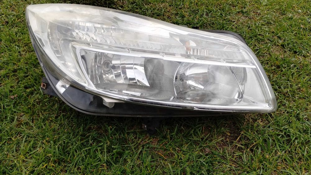 Części Opel Insignia 2010 Maska, Zderzak, Rozrusznik, Klapa, Przeguby.