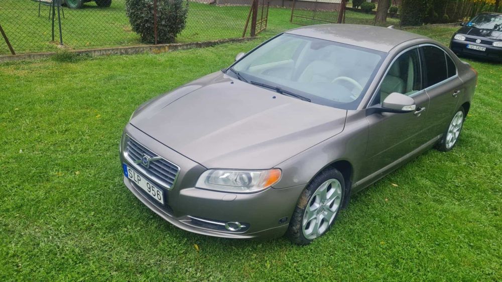 Volvo S80 2.5T 200km !