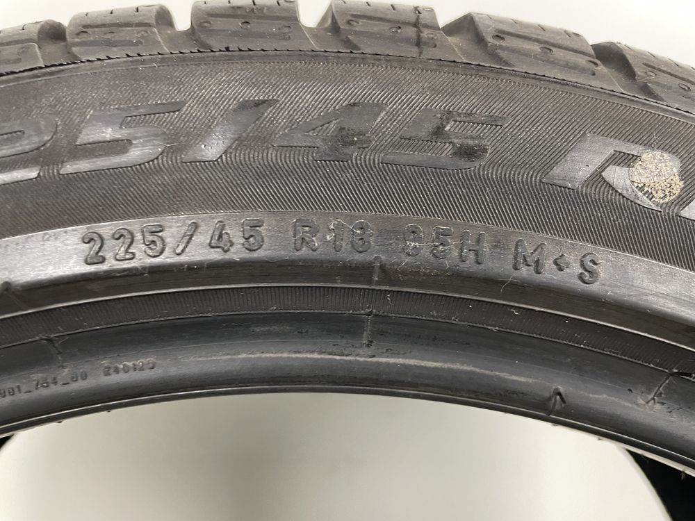 225/45R18 95H Pirelli Sottozero 3 MO