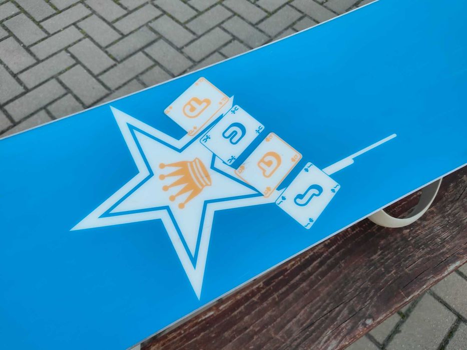 Deska snowboardowa 133 Stuf Conquest wiązania F2 Snowboard 133