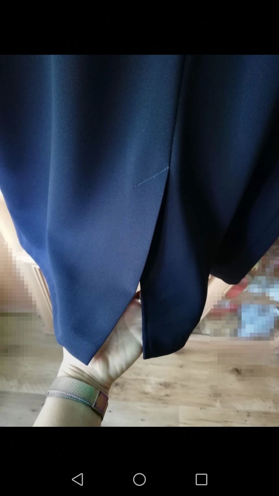 Elegancka sukienka w rozmiarze L