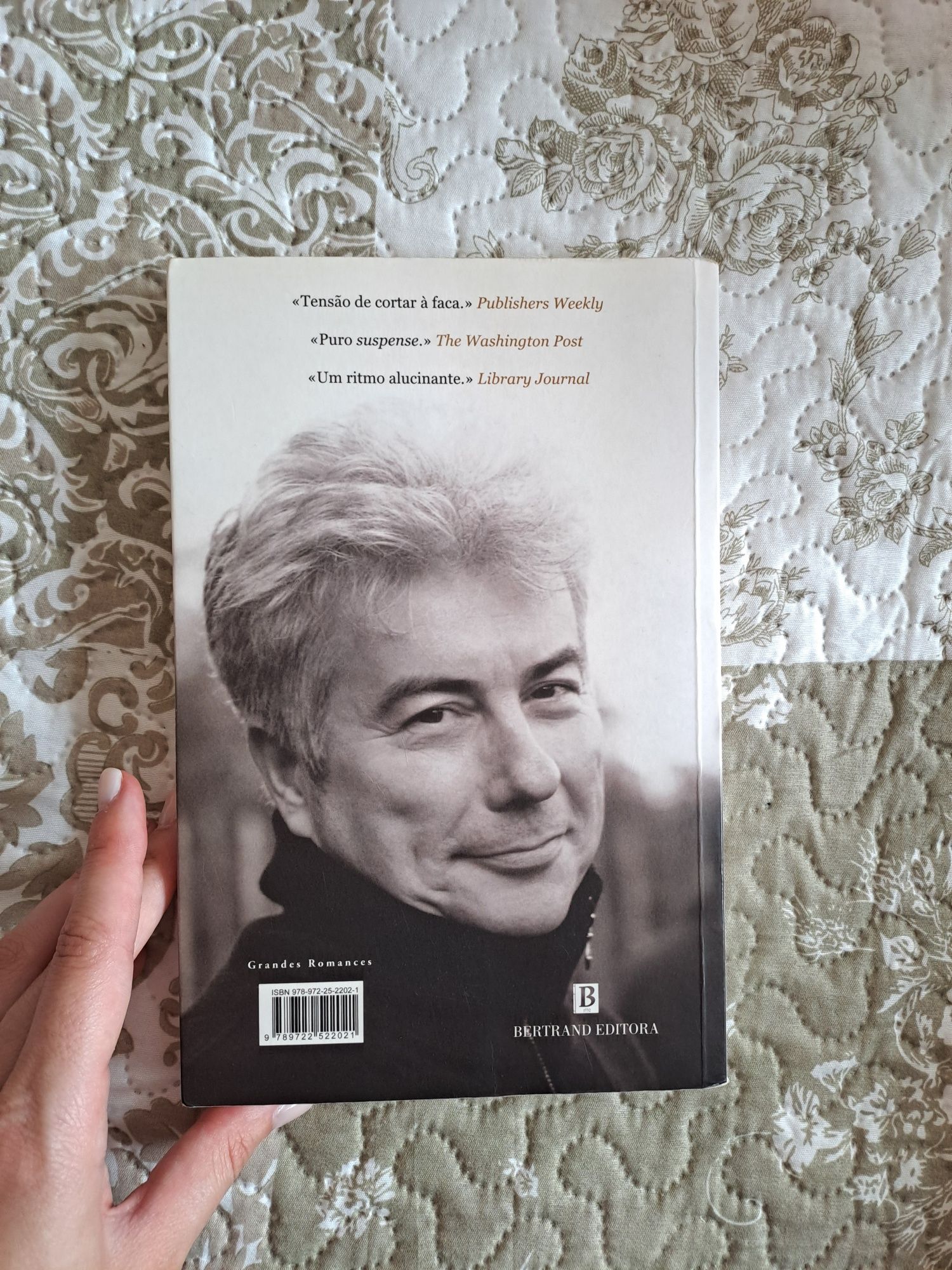 Livro " O Vale dos Cinco Leões" de Ken Follet