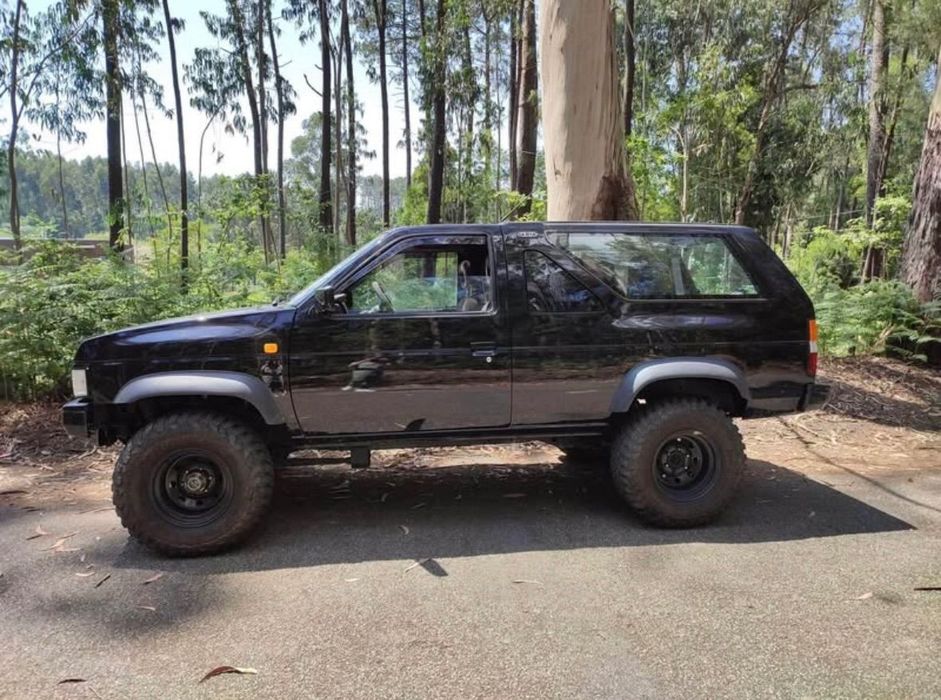 Nissan Terrano ll 2.4 SFI