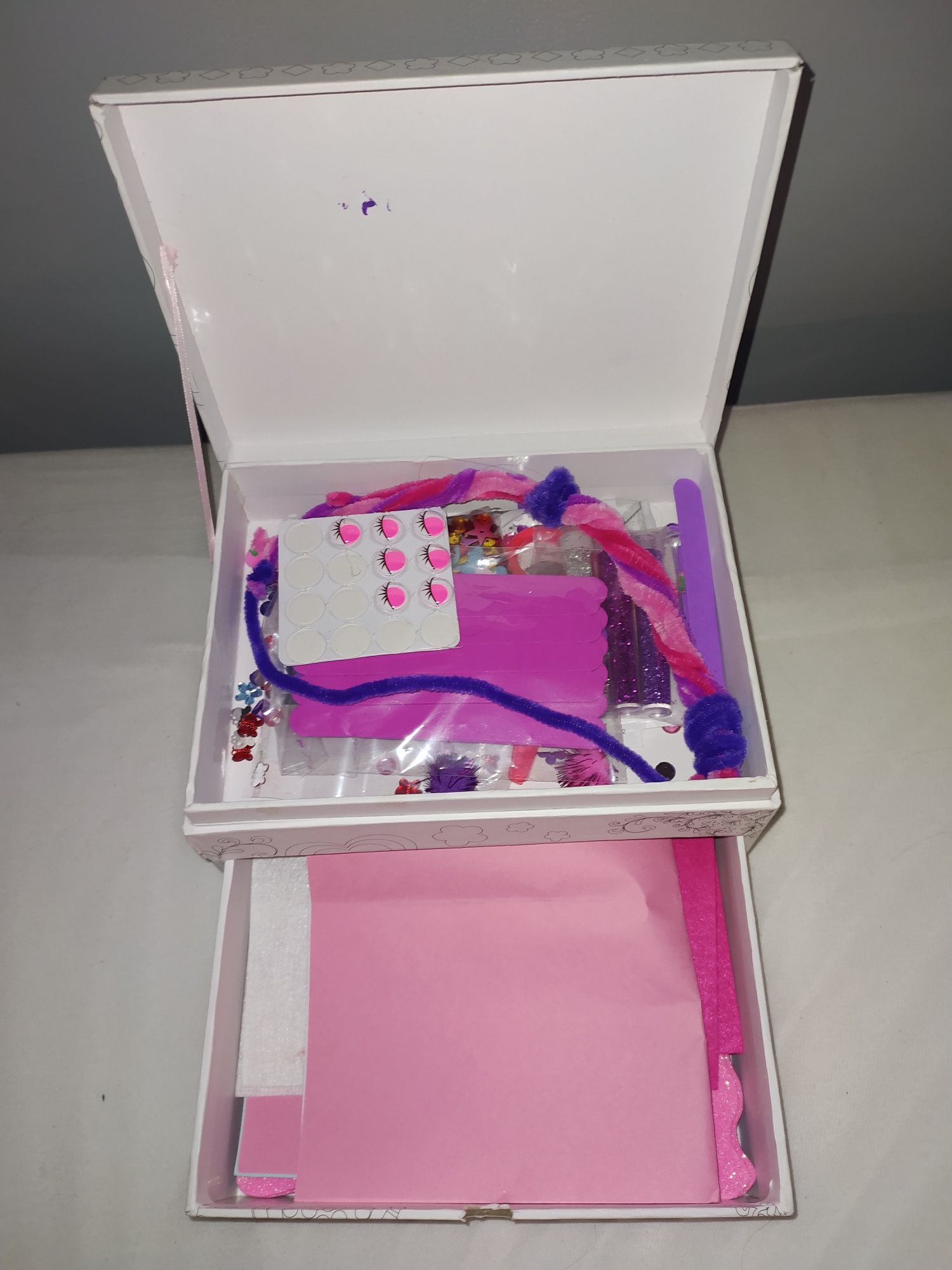 sparkling glitter craft box