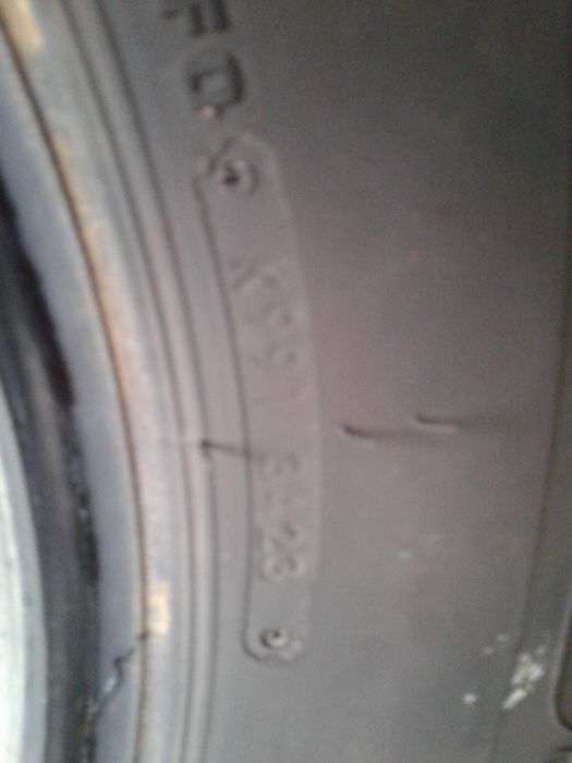 opony zimowe 215/75r16c 2023rok