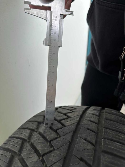 Зимові шини Continental 255/55 R19 111V XL Portugal 2020 year