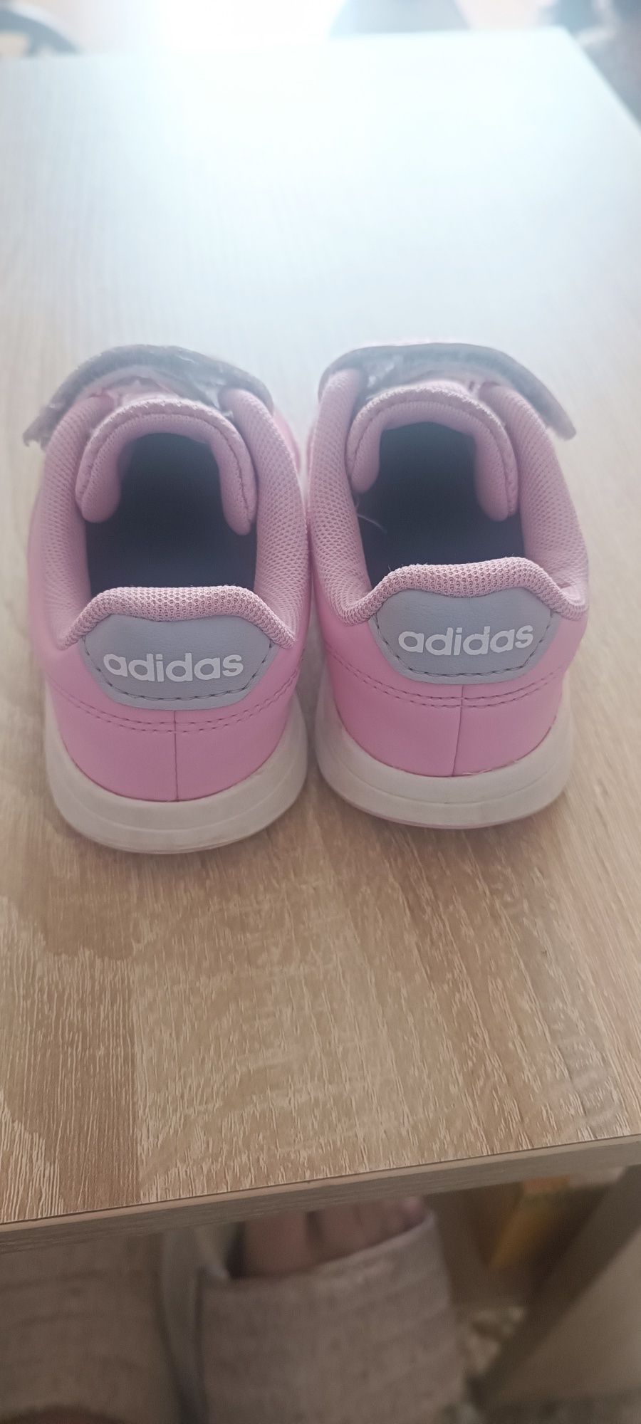 Adidas dla dziewczynki