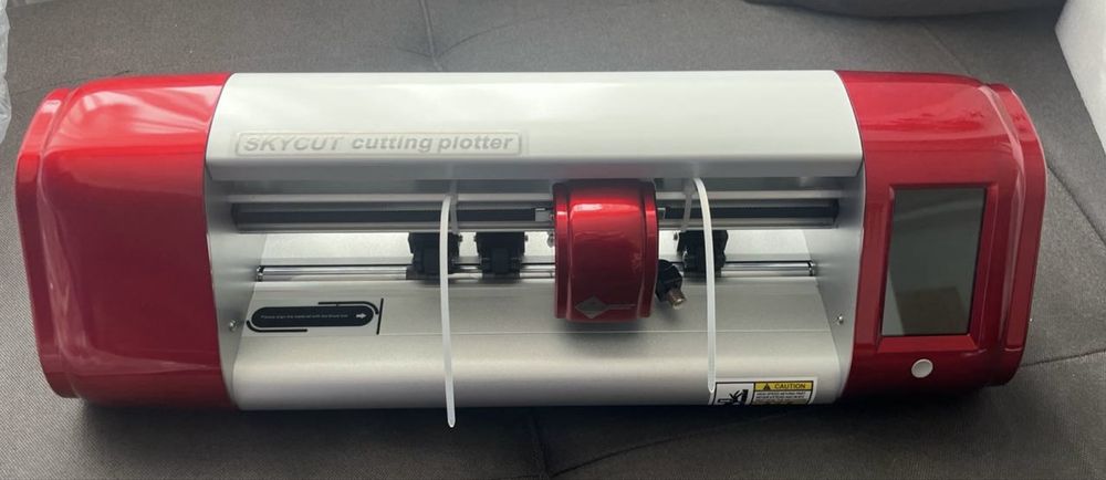 Терміново продаю Плоттер Scycut C10