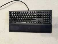 Razer Blackwidow Elite + Razer Wrist Rest Pro