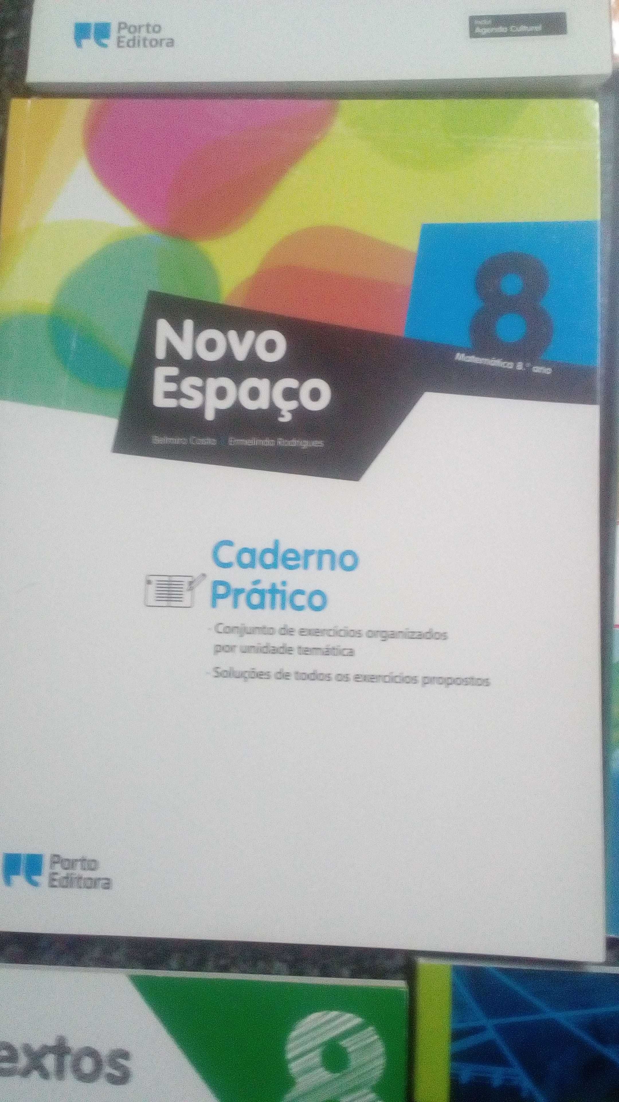 Livros escolares do 8 ano