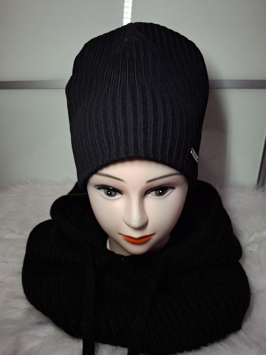 Czapki kominy damskie