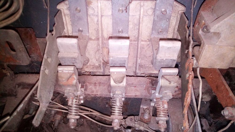 Контактор 220В. 160А