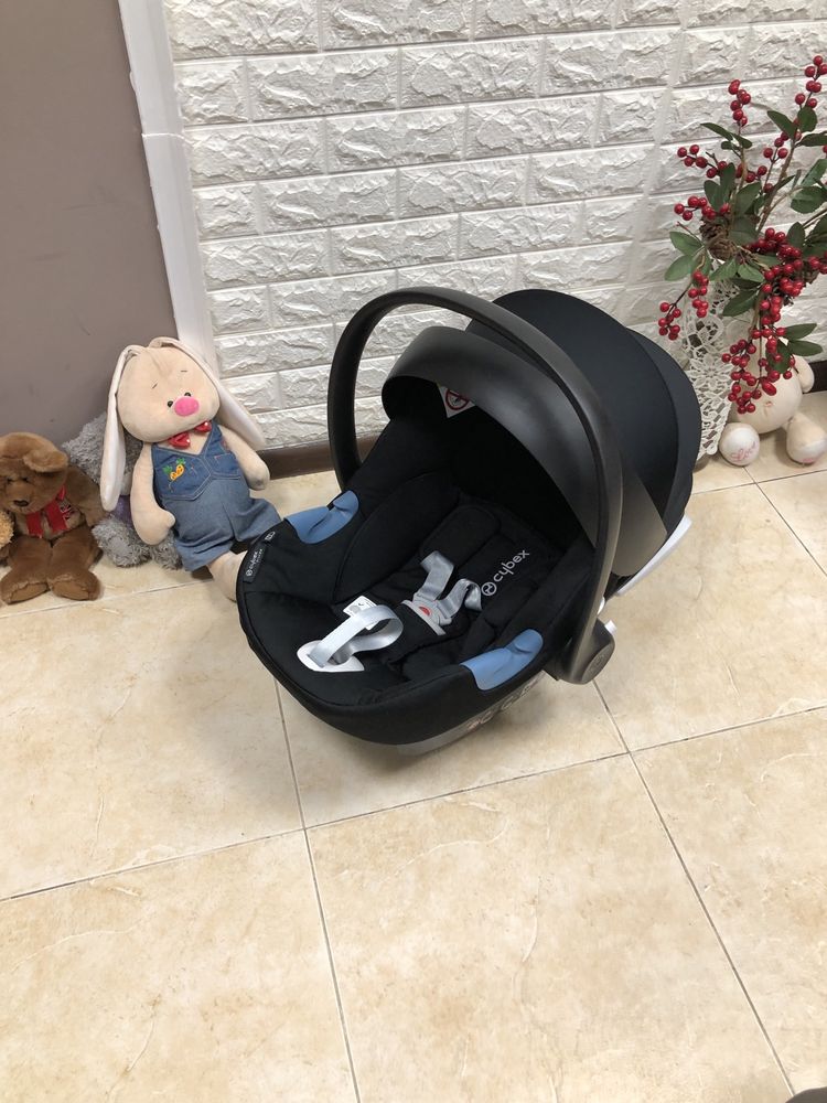 Автокрісло Cybex Aton B I-Size Група 0+/1 (0-13 кг)