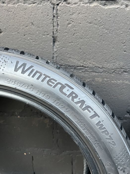 Шини р19 245/45 22рік Kumho WinterCraft wp72