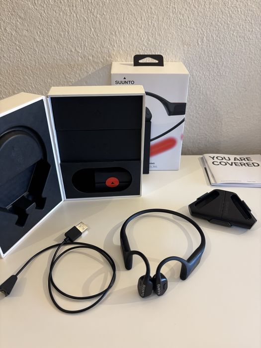 Auriculares Bluetooth Suunto Wing Pretos