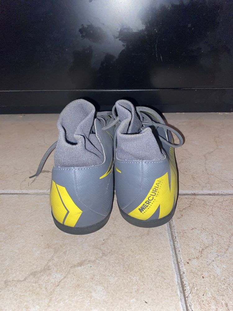 Nike Mercurial com Meia