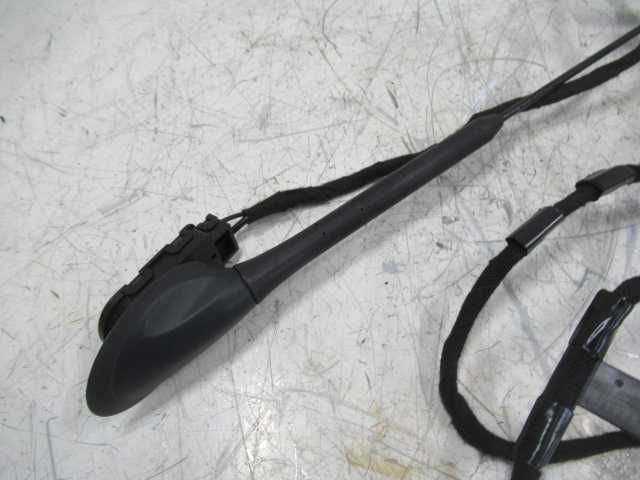 , B-MAX antena dachowa AV1T-18828-AA