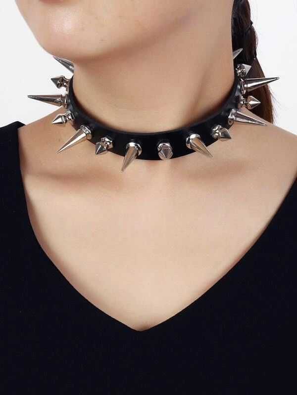 Choker z ćwiekami Nowy Halloween