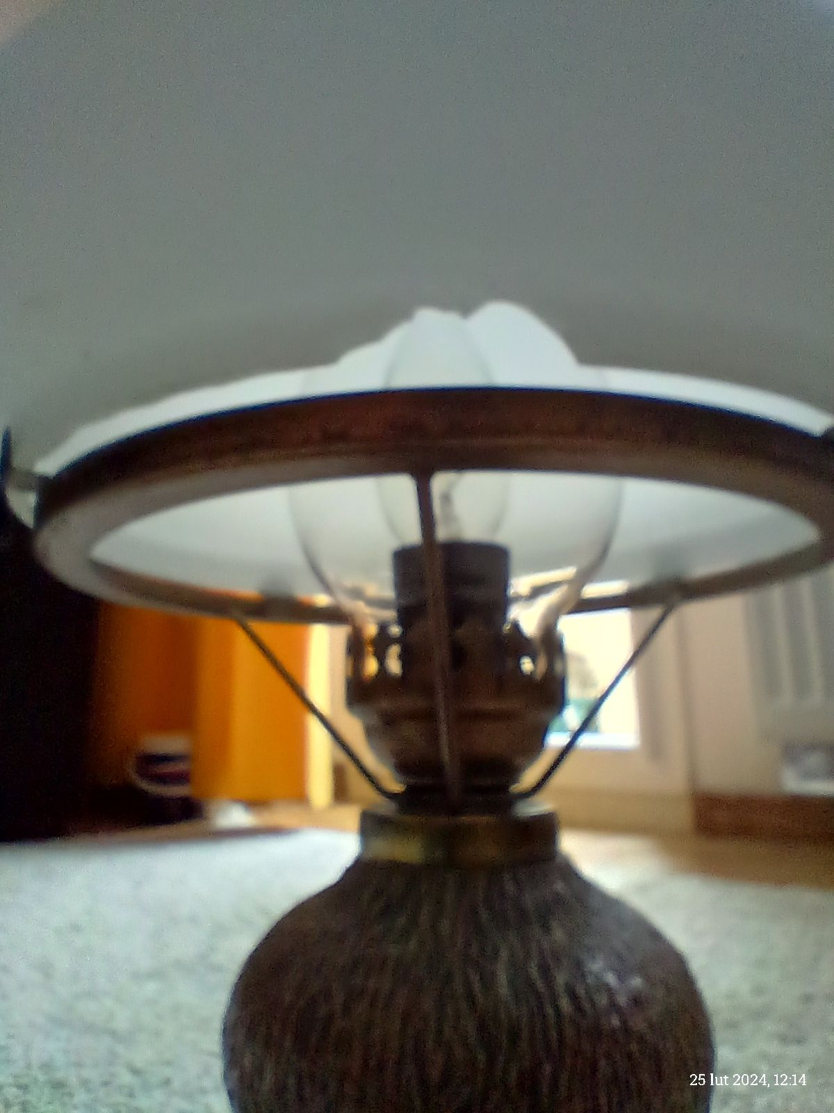 Sprzedam lampę stołową