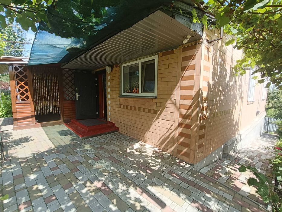 Будинок  з Меблями  та Технікою м.Золотоноша! Сучасний стан!