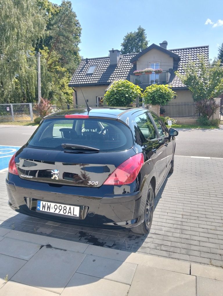 Peugeot 308 – 2008 rok – 1.6 benzyna