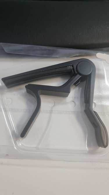 Capo para guitarra baixo ukulele instrumentos corda  NOVO ENVIO GRÁTIS