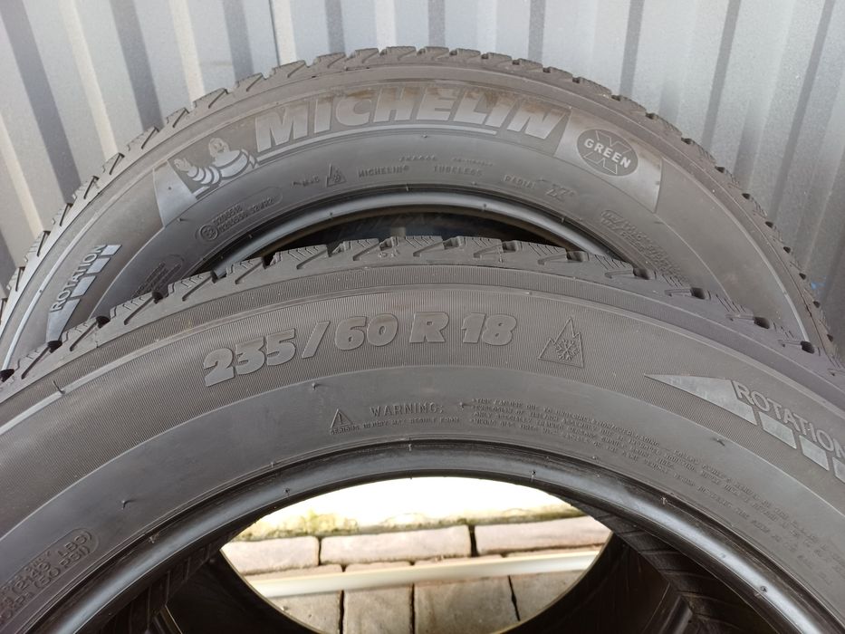 235 60 18 Michelin Latitude alpine зимові