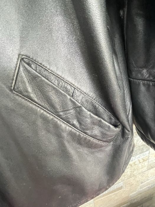 Casaco de homem em pele