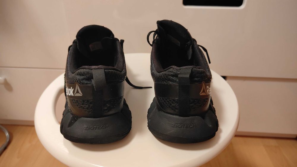 Б/в чоловічі м'які кросівки Reebok ZIGTECH, розмір EUR 42 (27,0 см)
