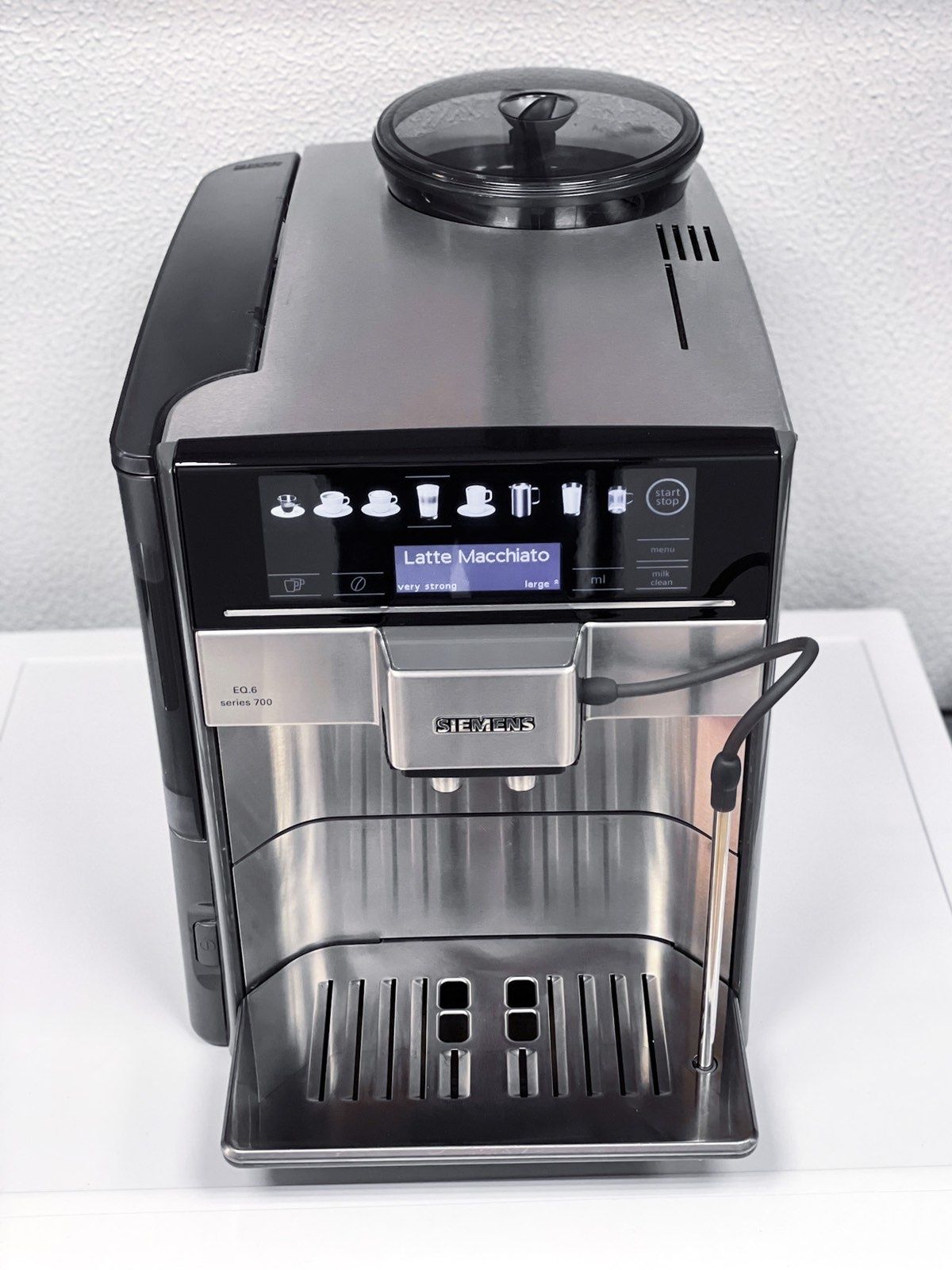 НОВА!!! Кофемашина Siemens EQ6 Series 700 (кавоварка)
