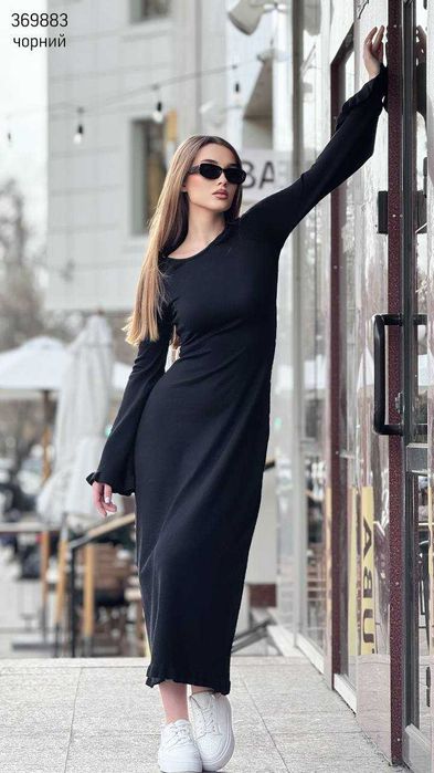Жіноча сукня Туреччина One Size з напіввідкритою спиною чорний/айворі