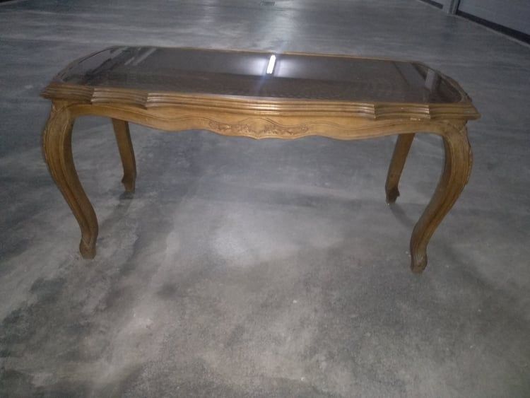 mesa centro antiga