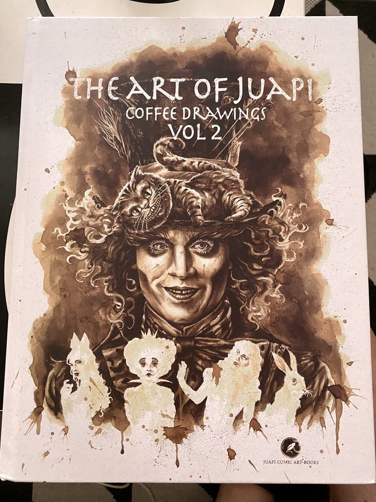 Vendo livro “The Art Of Juapi”- coffee drawings