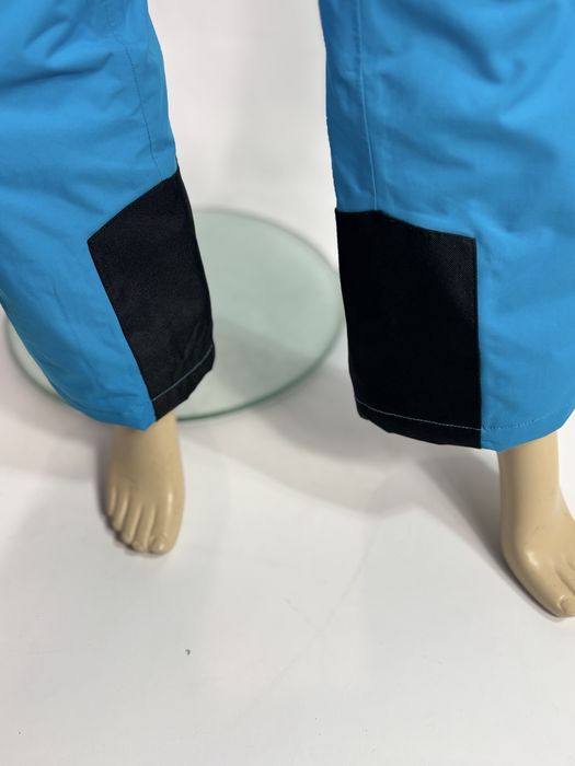 Костюм лиж та сновборду  розмір С  М  стан ідеал