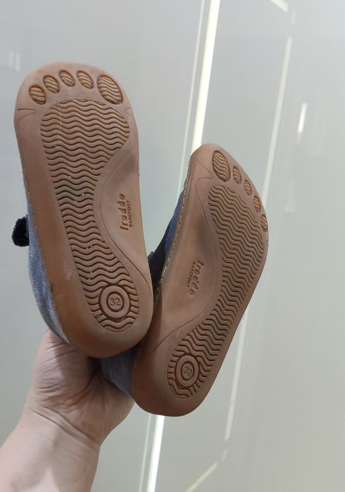 Froddo Barefoot снікерси, кросівки 32 розмір