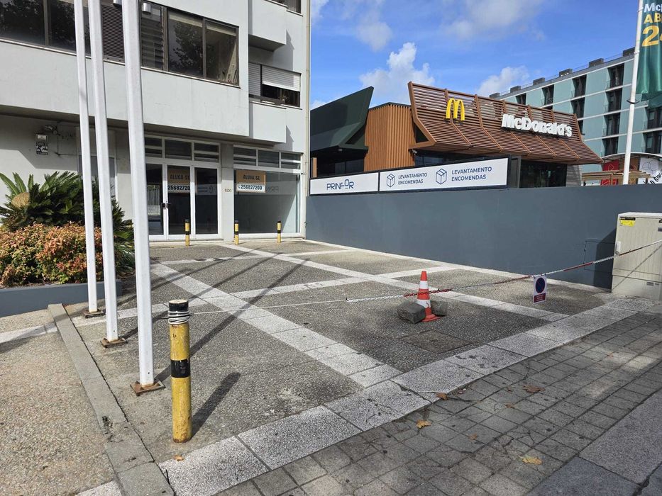 Loja Hospital São João - Porto - Circunvalação ao Lado McDonald`s