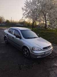 Opel Astra G, 1999 года выпуска.