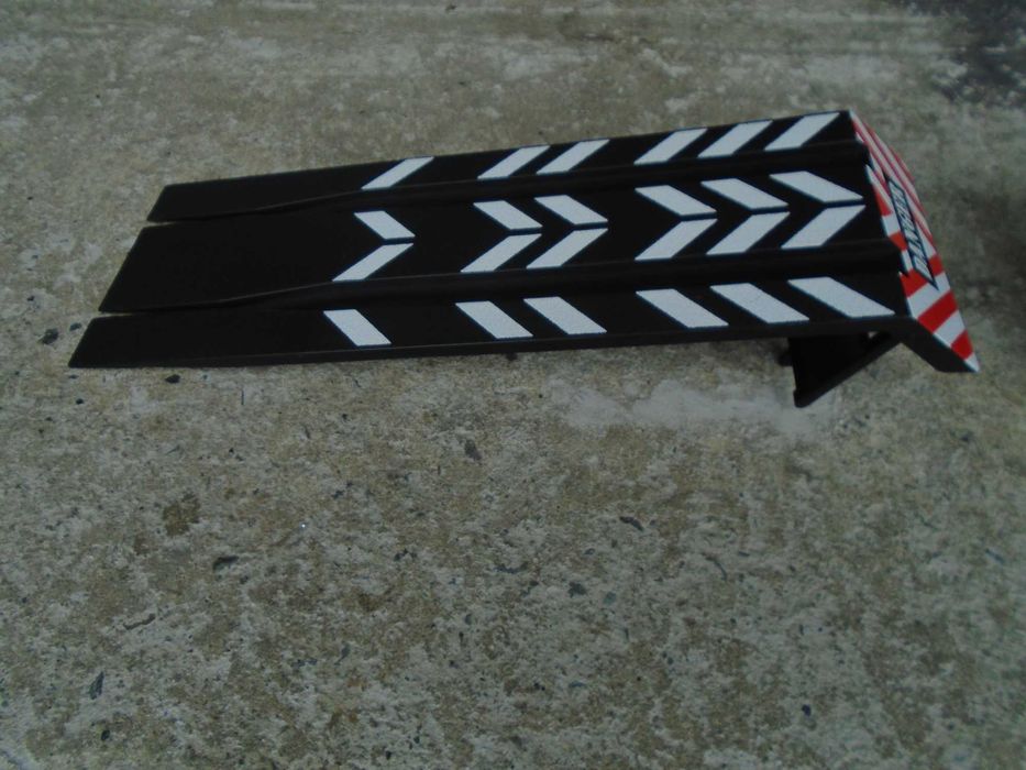 Carrera GO 1:43 Rampa Skocznia Tor Samochodowy