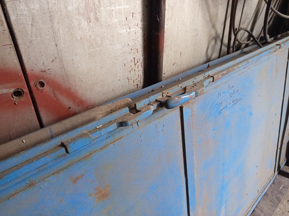 Dzwi garażowe bramy