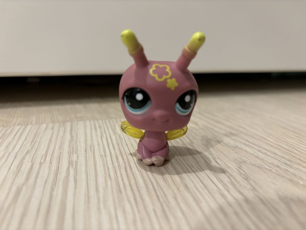 Littlest pet shop pszczółka