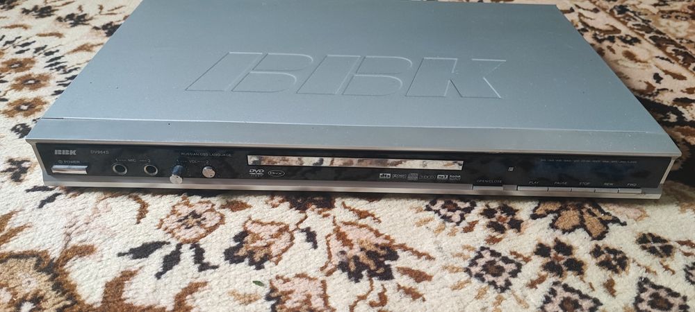 Dvd плеєр BBK з караоке