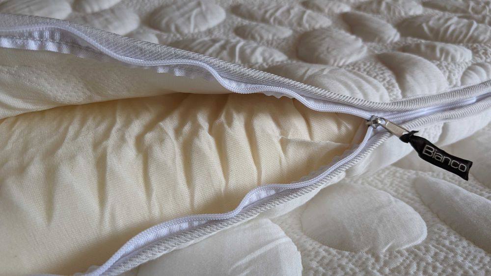 Cama de casal completa: Sommier + colchão + topper + cabeceira