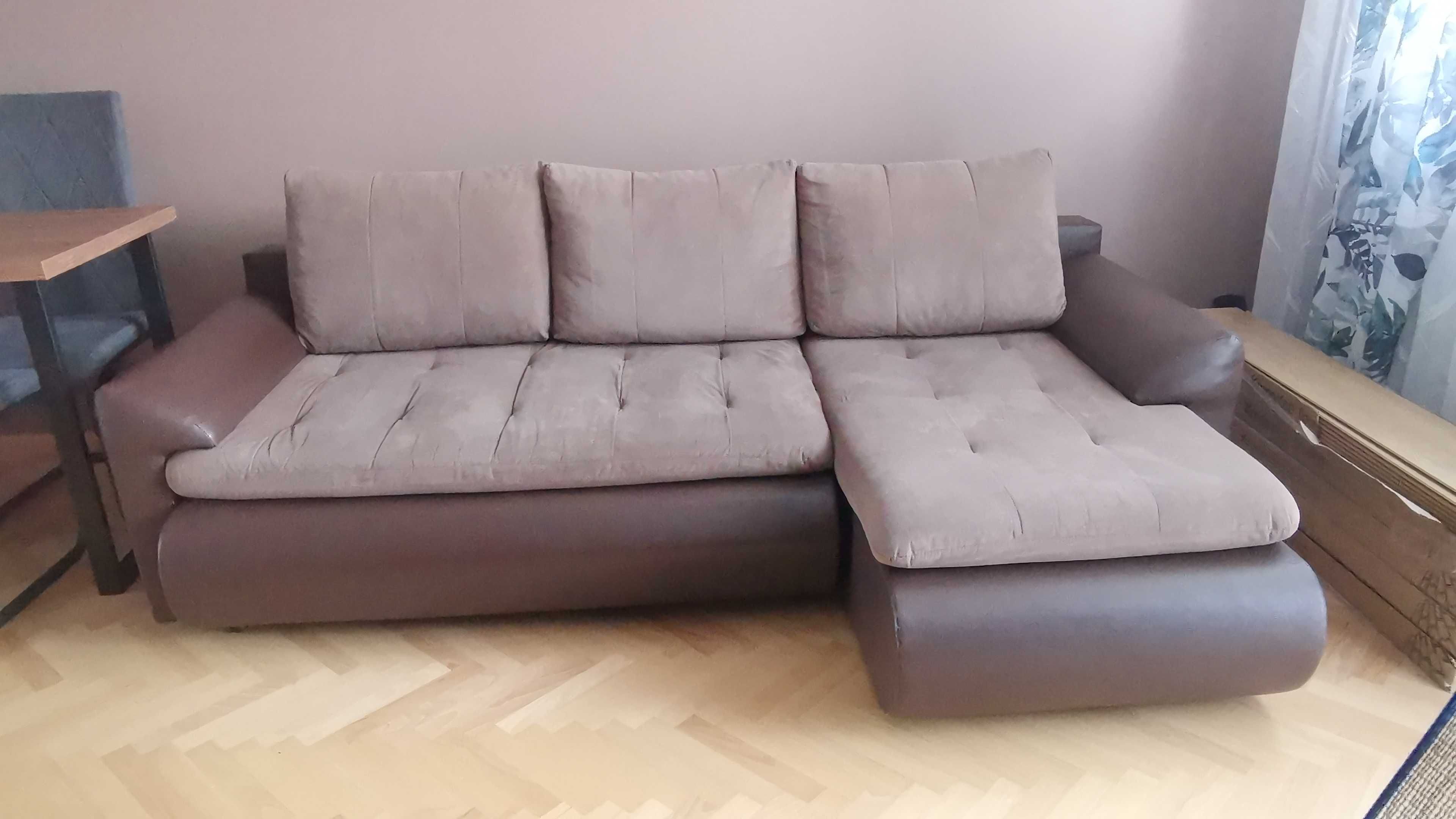 Sprzedam wolnostojący narożnik Santi II z funkcją spania