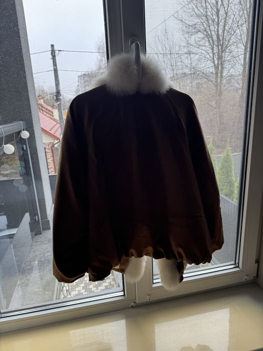 Пуховик-парка замшевая с мехом лисы.